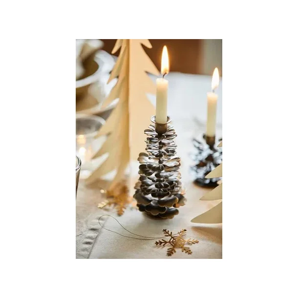 Kogle stage fra Ib Laursen til kertelys