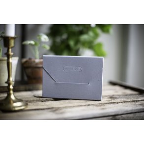  Laurant box 11x16x2,5 cm.